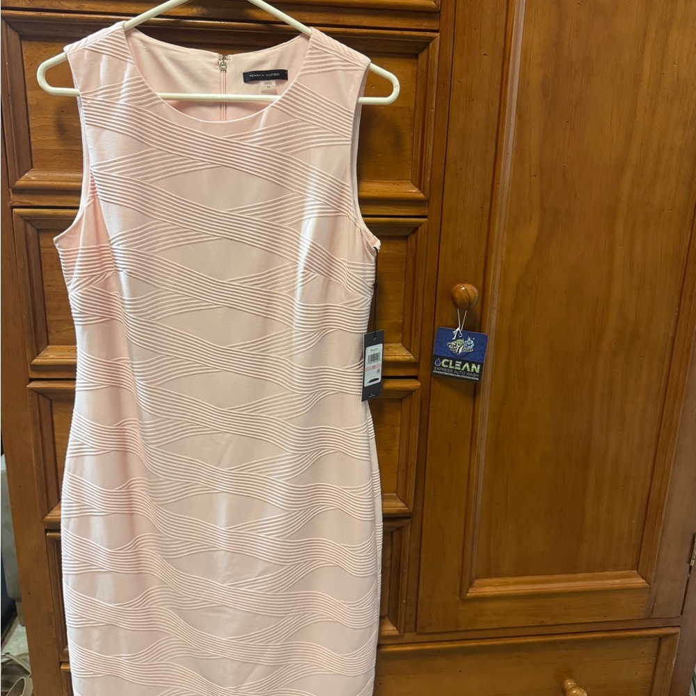 Tommy Hilfiger Light Pink Textured Midi Dress